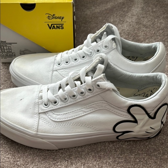 Vans Disney White Sneakers with Mickey Hand Design - Picture 6 of 8